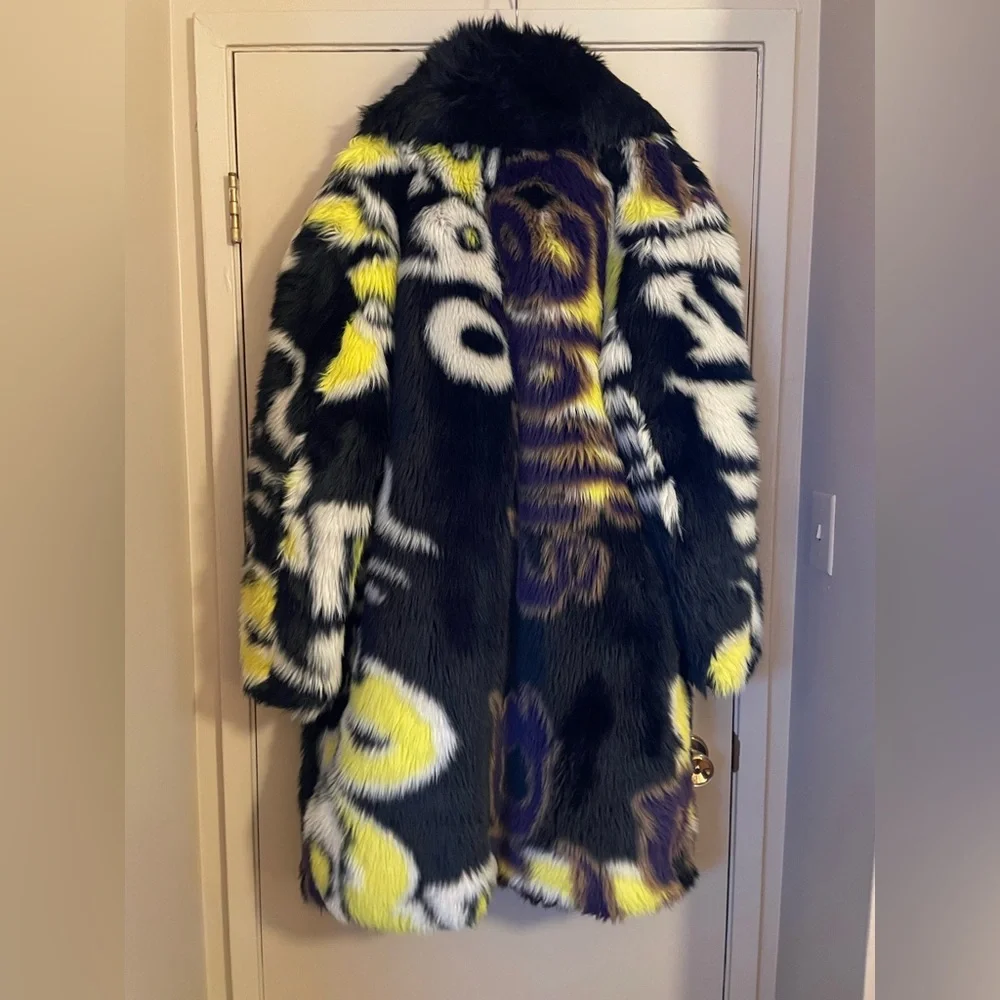 H&M Circular Design Story Limited Edition Patterned Fur Coat - Picture 6 of 6